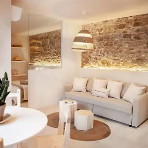 7 - La Guarida De - Bajo A Apartamento